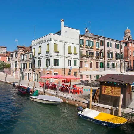 Amorucci House * Венеция