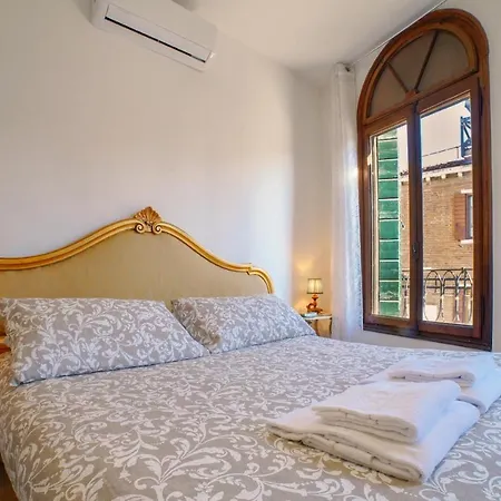 Amorucci House Apartment